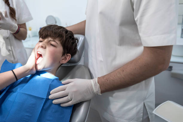 Best Emergency Wisdom Tooth Extraction in Edwards Af, CA
